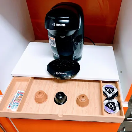 Lägenhet Melo 1 Near Airport, Elevator *